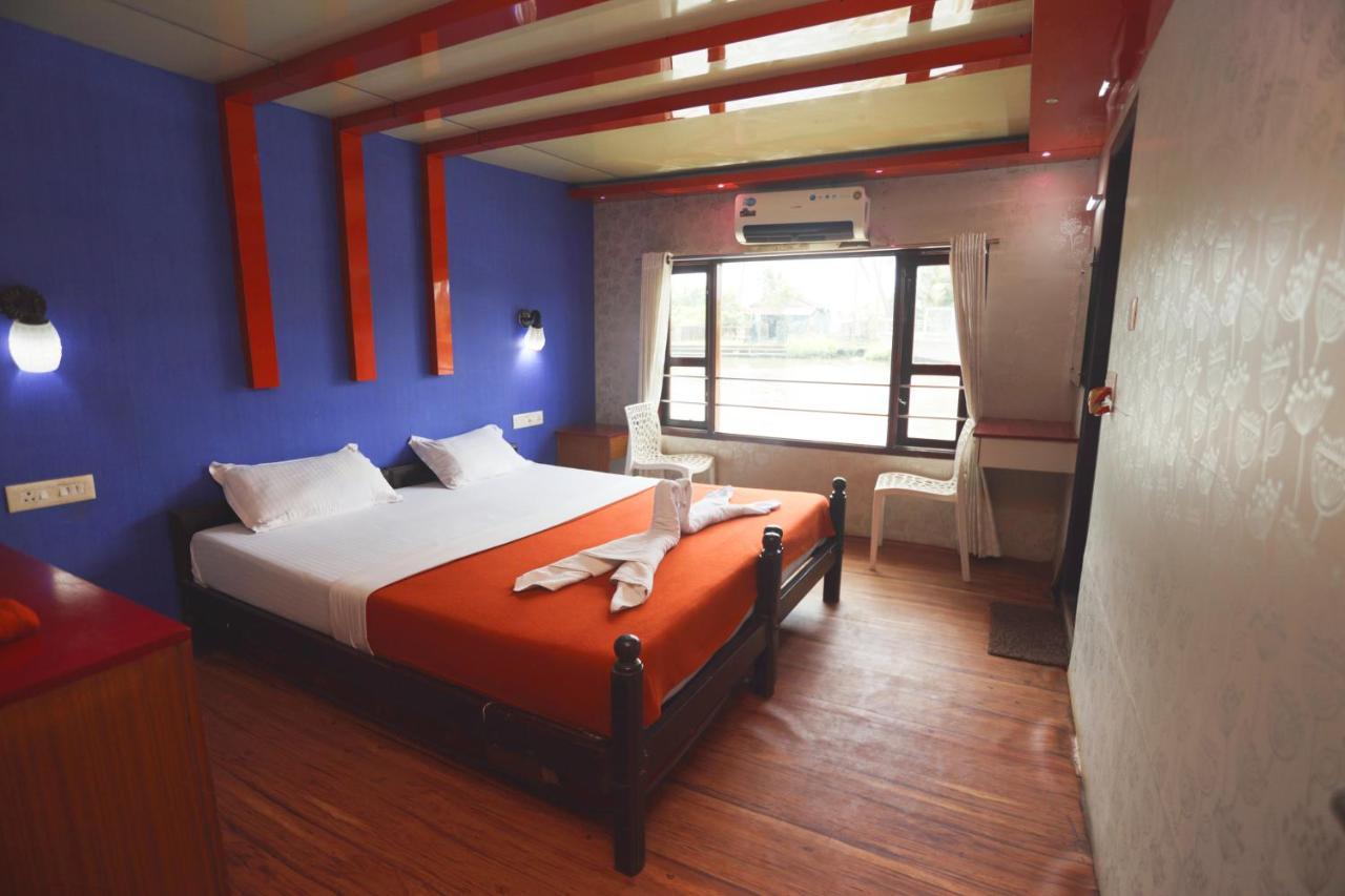 Hotel Harmony Houseboats Alappuzha Exteriér fotografie